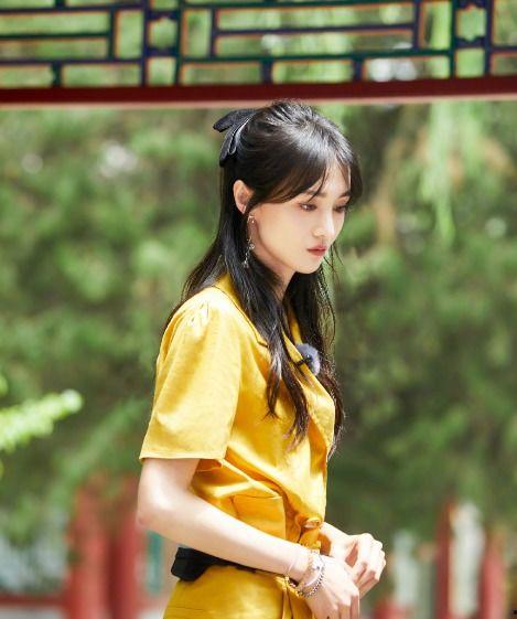 郑爽和网红最新爆料,娱乐圈风云再起,真相浮出水面 第1张 郑爽和网红最新爆料,娱乐圈风云再起,真相浮出水面 第1张